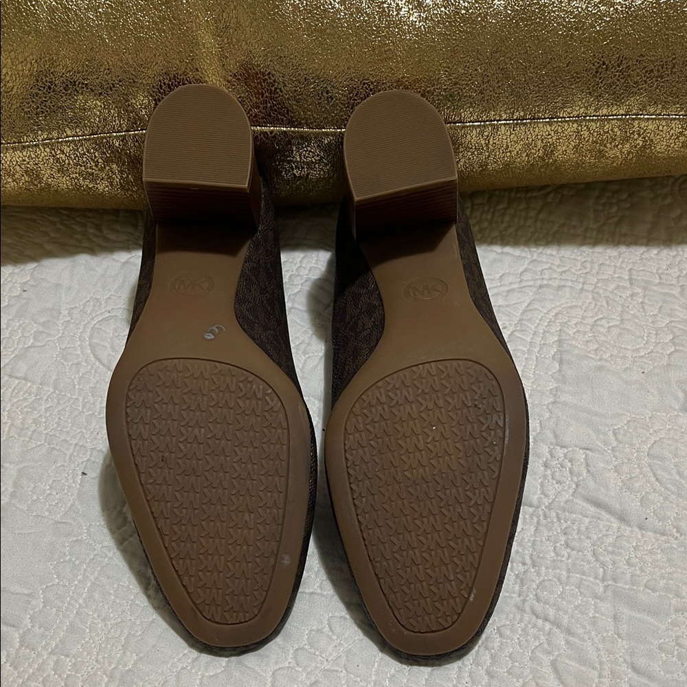 Michael Kors Dark Brown Square Heels  with Gold Logo - Picture 4 of 7